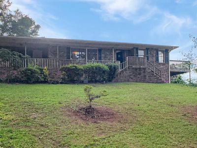 3950 Skyland Blvd E
