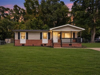 800 Nixon Dr
