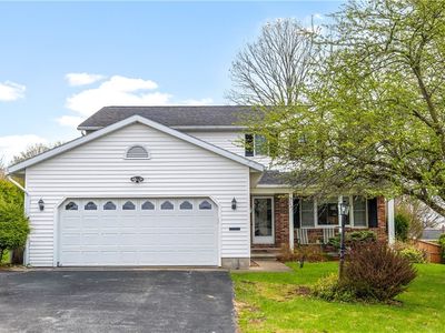 2002 Tamarack Dr