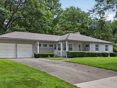 Property at 8209 Beverly St, Prairie Village, KS