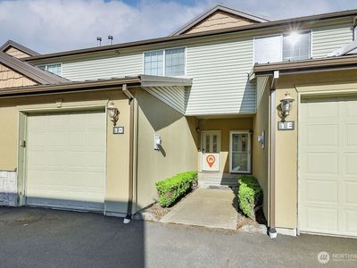 418 17th Street SE #1D