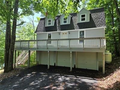 1590 Crystal Lake Rd