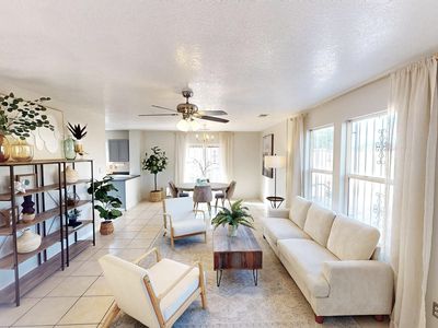 9701 Desert Pine Ave SW