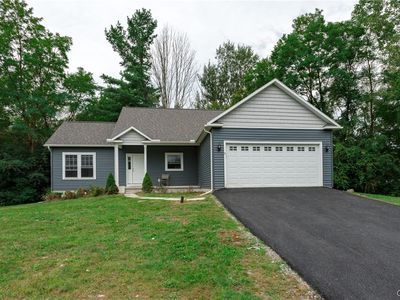 Property at 9 Platten Dr, Jordan, NY