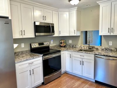 34 Mattakeesett St APT 19