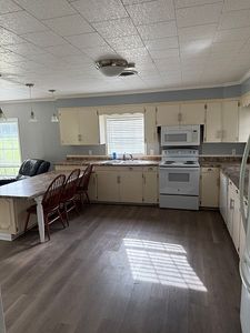 1030 Miller Rd