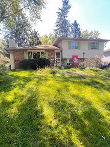 521 E Stanton Ave