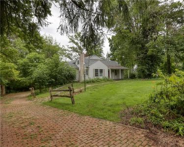 175 Oakville Rd