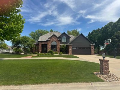 6000 Mallard Way