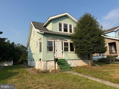 3005 Harview Ave