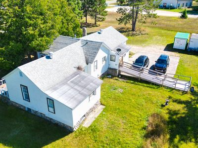12383 N Mackinaw Hwy