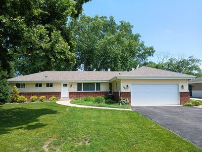 121 N Mandel Ln