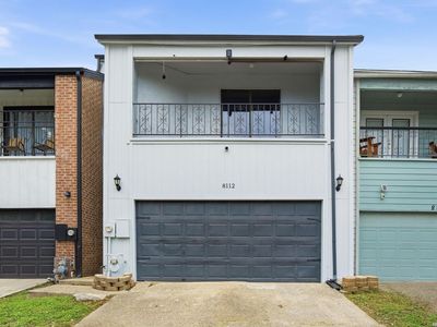 8112 Scottshill