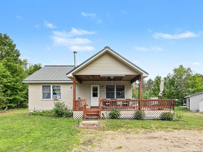 Property at 253 S Pine Tree Ln, Beulah, MI