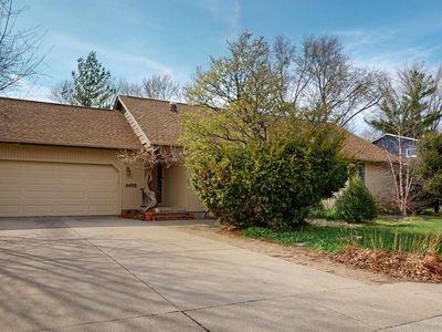 3405 Madison Ct