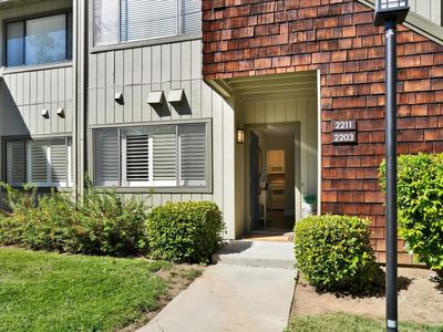 2203 La Terrace Cir