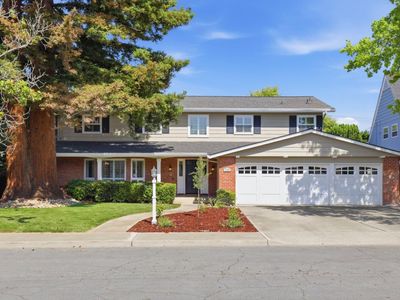 2725 Fairbrook Dr