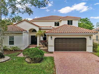 637 Lake Blvd
