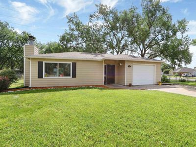 2445 Buttonwood Dr
