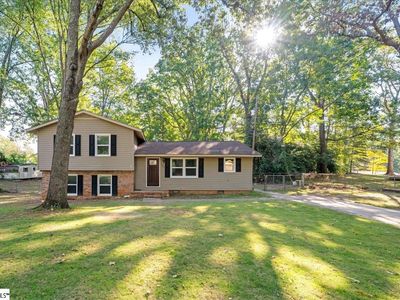 Property at 307 Sherondale Ln, Simpsonville, SC