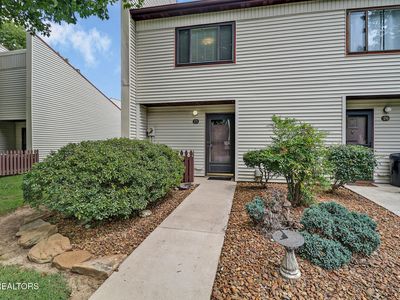 25 Wilshire Heights Dr