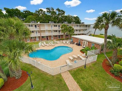 710 Scenic Hwy APT 209