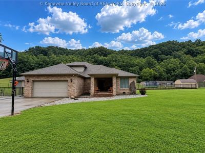 1074 Garrett Fork Rd