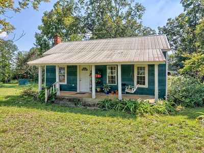 Property at 276 Bodie Rd, Pelion, SC