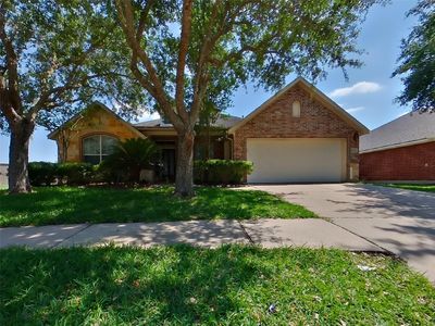 5705 Emerald Brook Ln