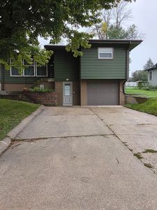 445 N Best St