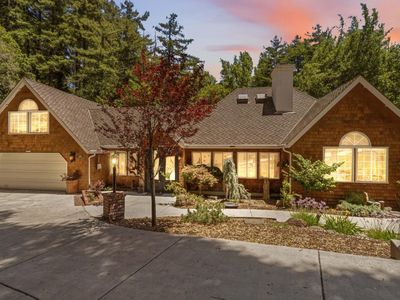 220 Miracle Ln