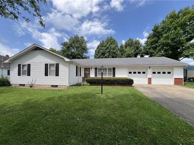 206 N Zeysing Rd