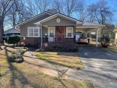 911 Odell Ave