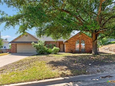1905 McGinnis Ct