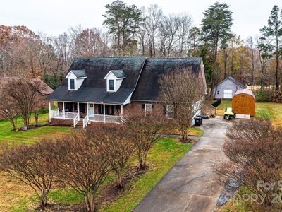 6584 Forest Creek Dr