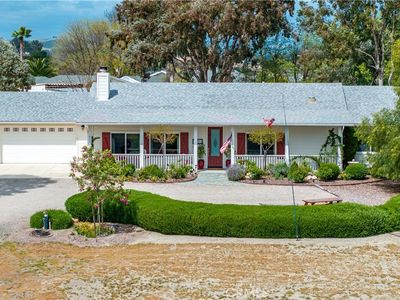 1835 Rancho Lomas Way