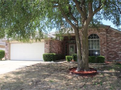 821 Lowe Dr