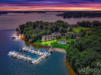 2135 Regatta Ln Unit 303