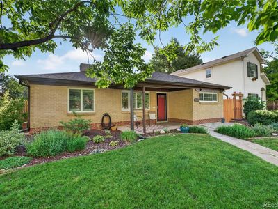 1135 Elm Street