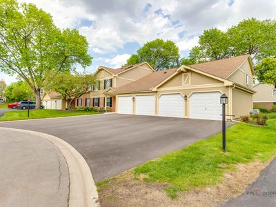136 Wolcott Ct Unit O2