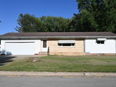 101 Linden Ln