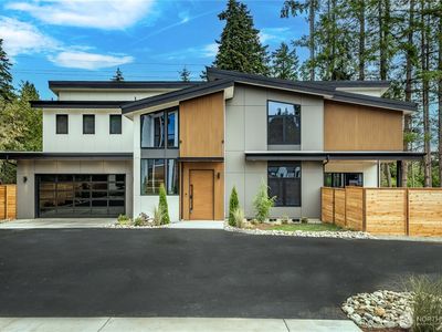 8336 NE 148th Place