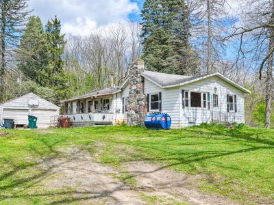 5704 Crandall Rd
