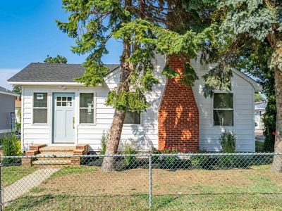 201 W Delaware Pkwy