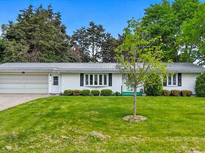 401 W Washington Ave