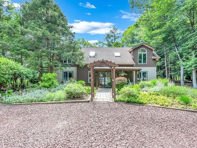 106 Overview Ct