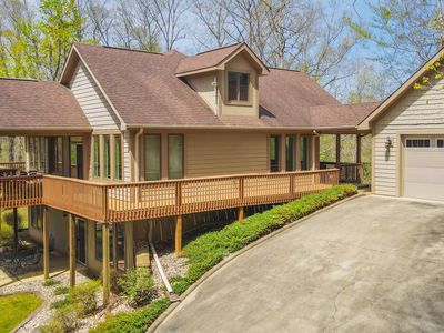 450 White Oak Dr