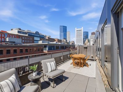 346 Congress St #607