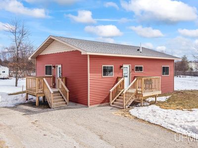 15 Wintergreen Cir