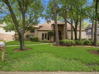 8417 Crescent Wood Ln